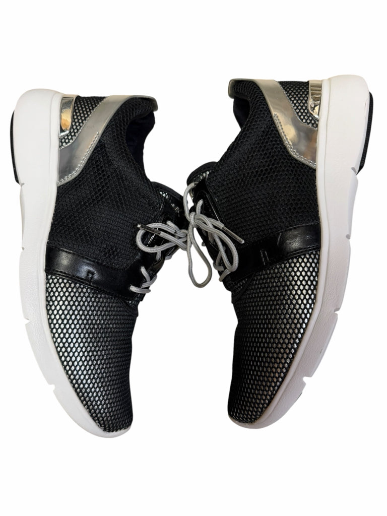 MICHAEL KORS Size 8.5 SNEAKERS W