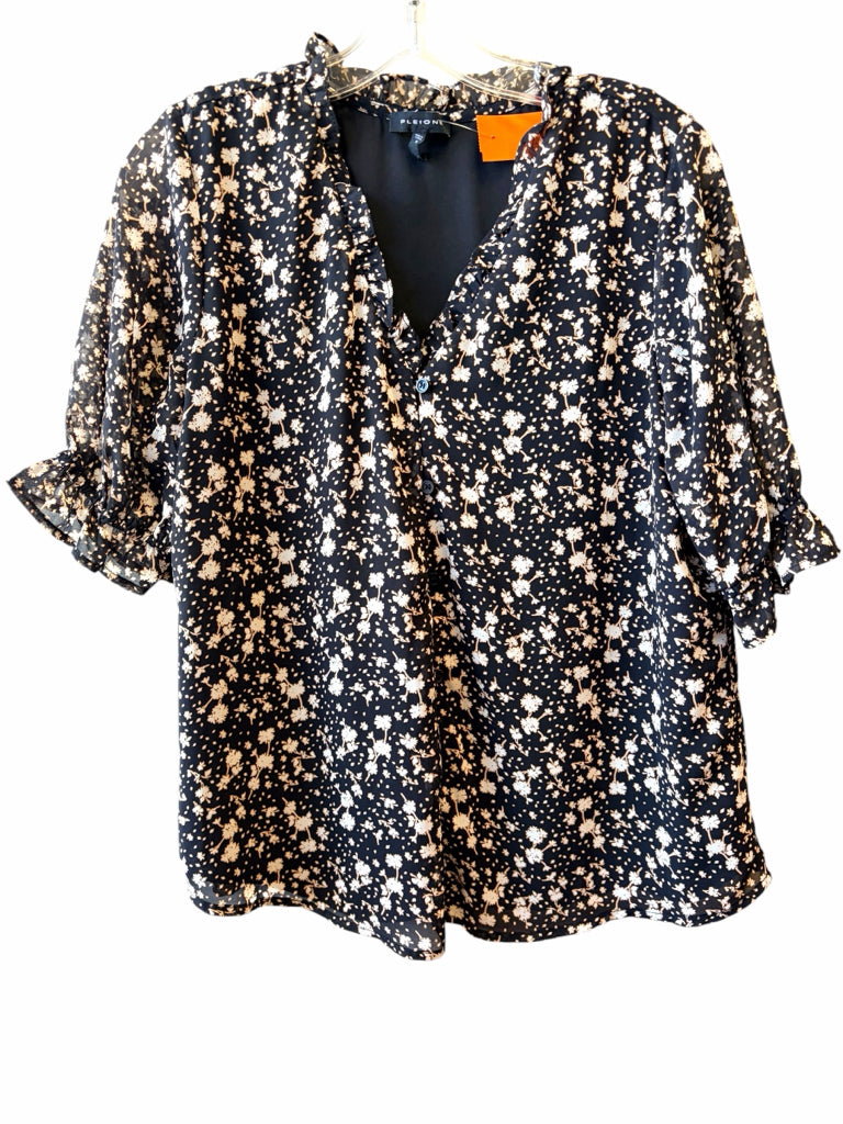 PLEIONE Size small TOP W