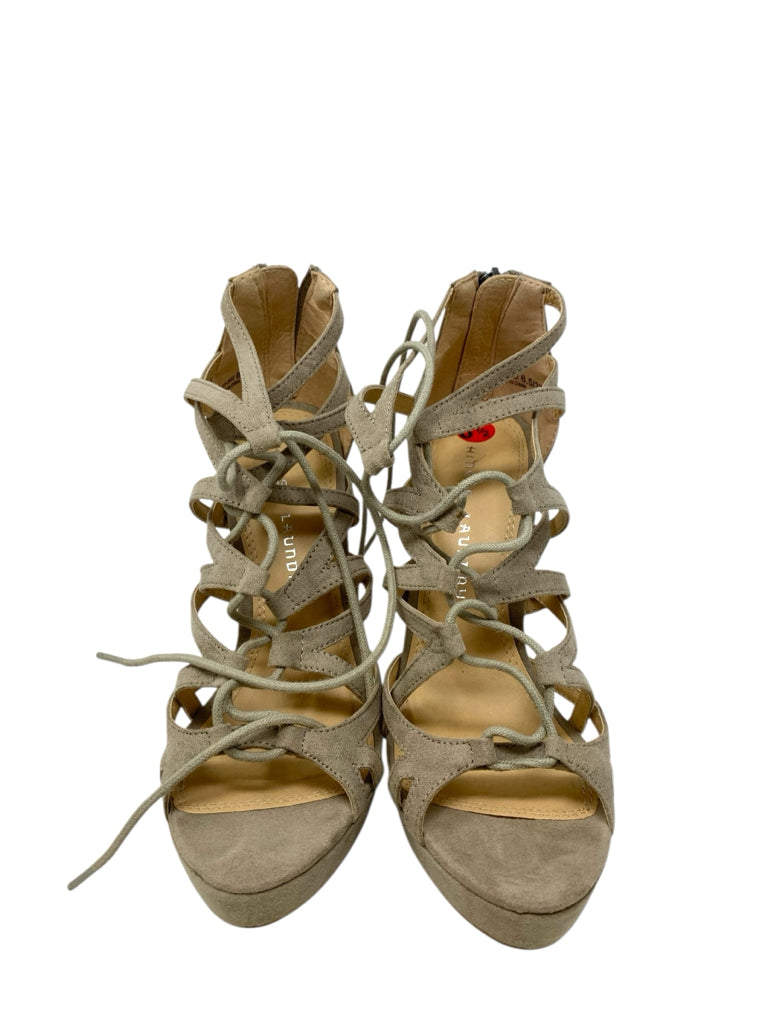CHINESE LAUNDRY  6.5 HEEL W