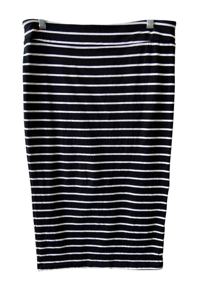 BETTY BASICS Size 12 SKIRT W