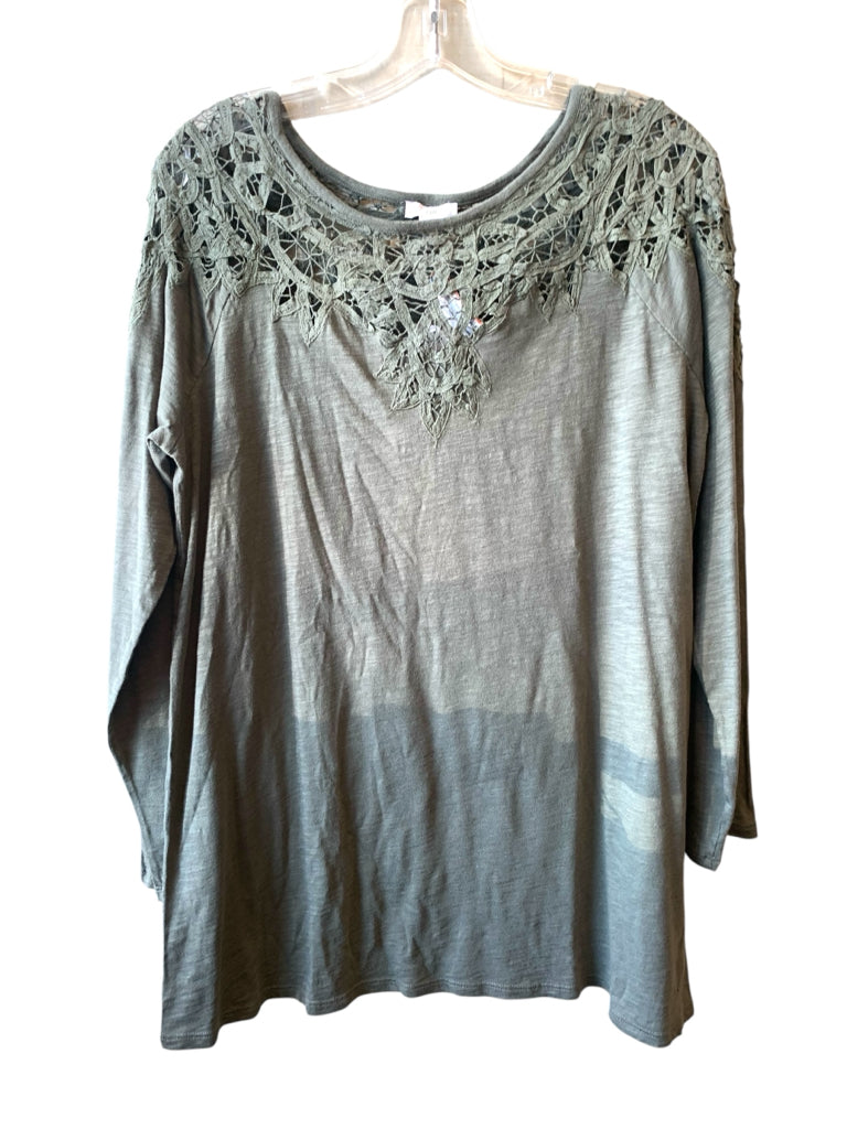 J JILL  medium TOP  W
