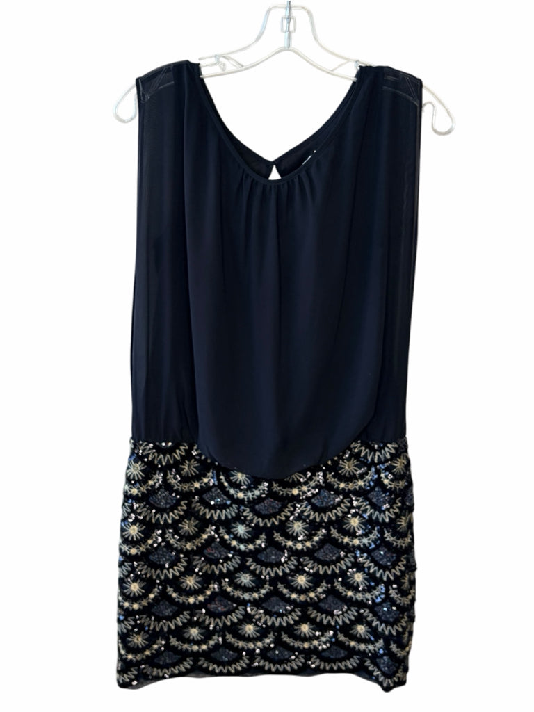 AIDAN Size 4 DRESS W