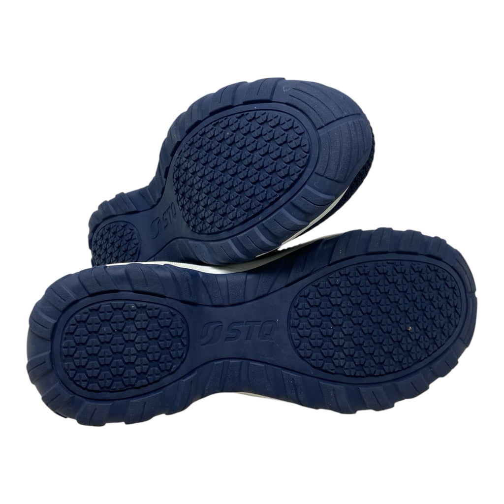 STQ Size 9 SNEAKERS W