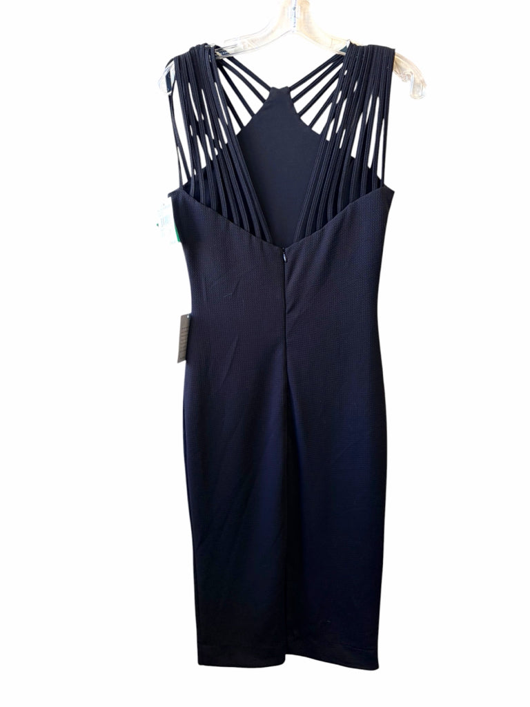 DRESS THE POPULATION Size medium DRESS W