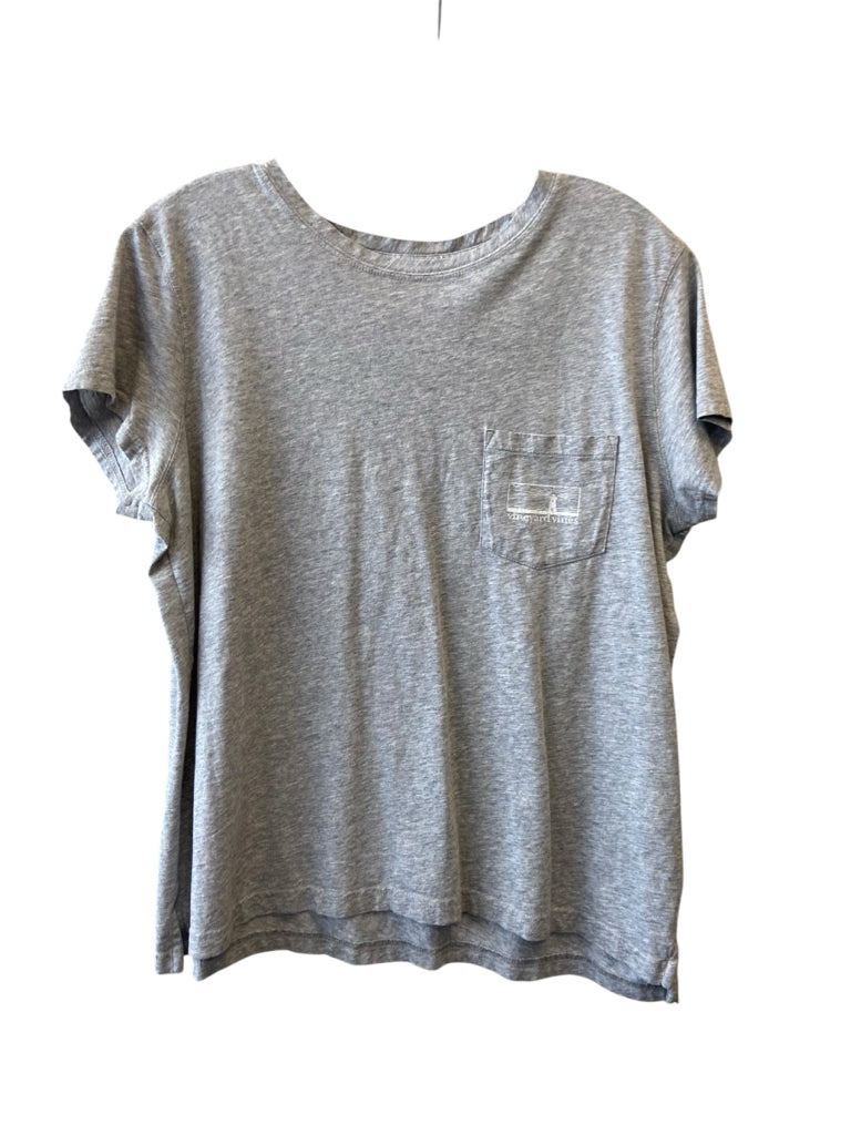 VINEYARD VINES Size medium TOP W