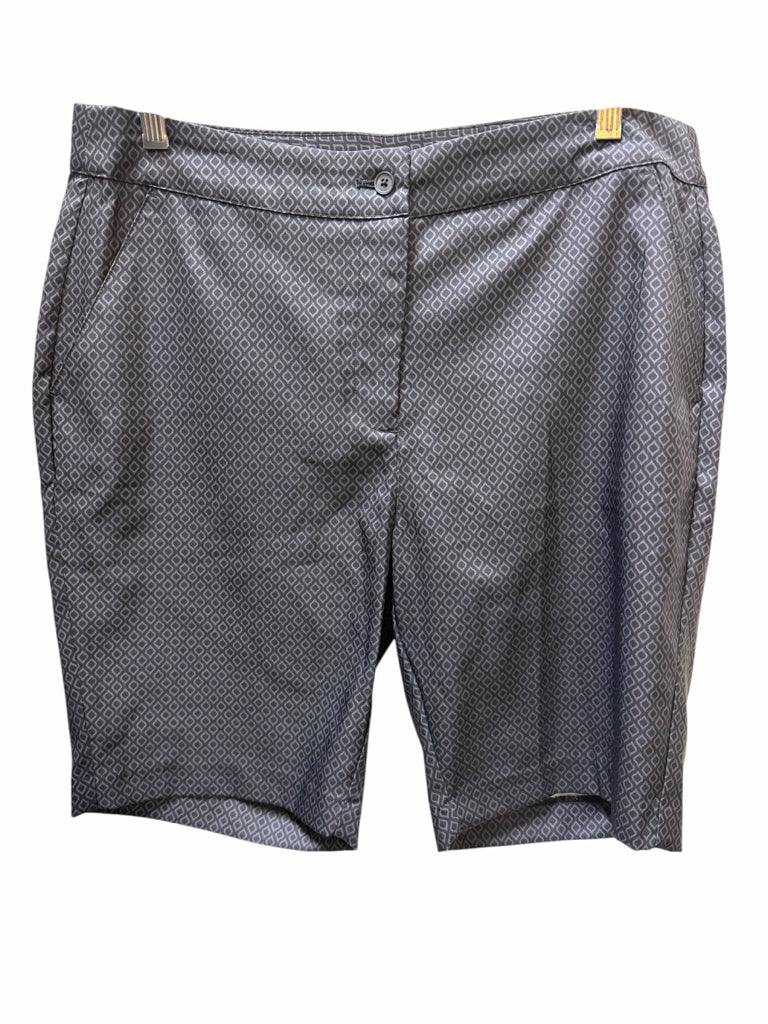 GREG NORMAN Size 12 SHORT W