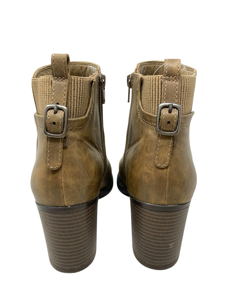 BARETRAPS  8.5 BOOTIE W