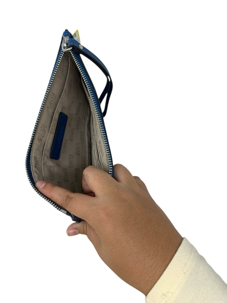 MICHAEL KORS  medium WRISTLET