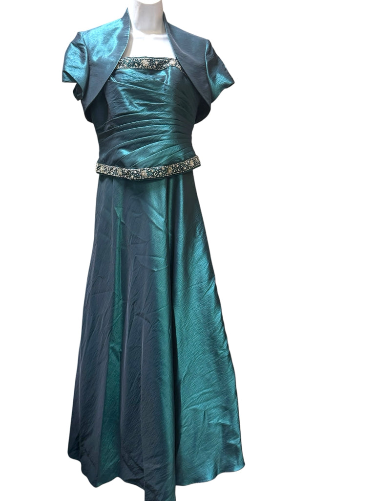 T. CAROLYN Size 6 FORMAL W