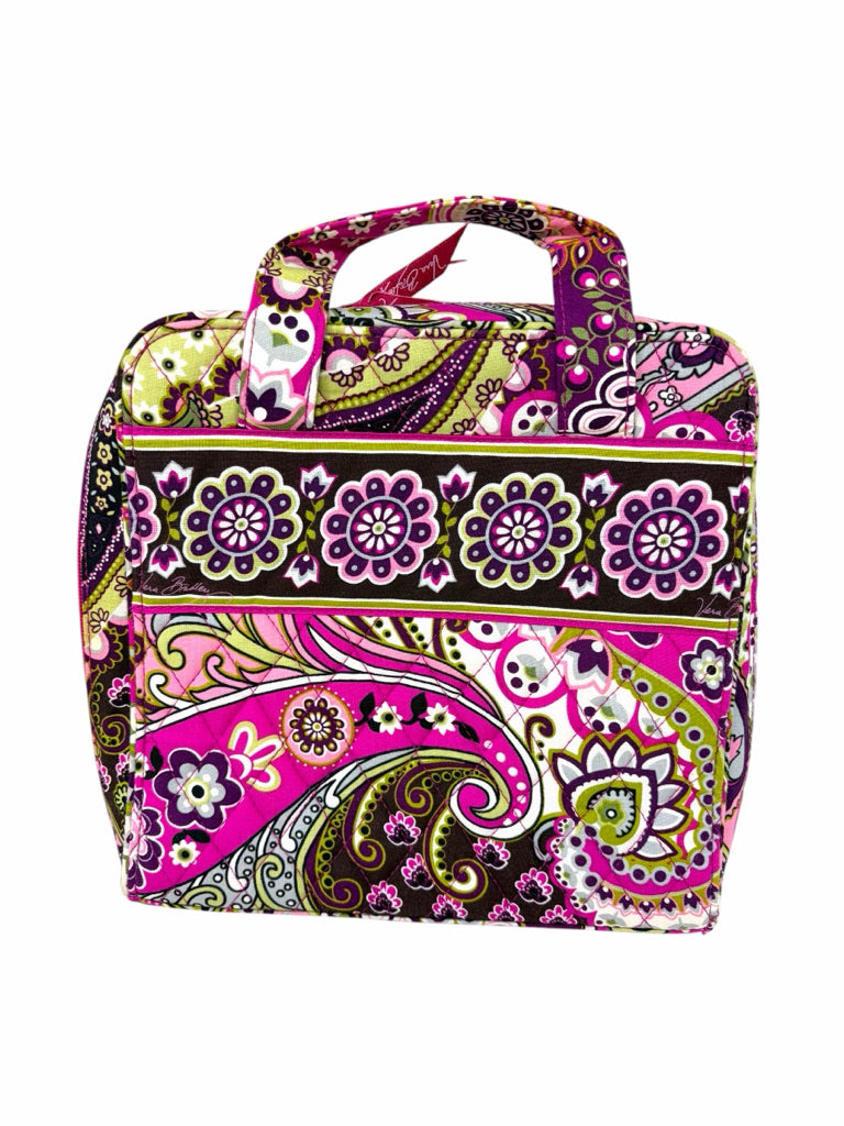 VERA BRADLEY Size medium CASE