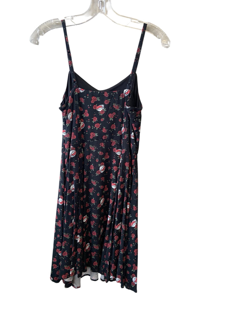 JUNK FOOD Size medium SUN DRS W