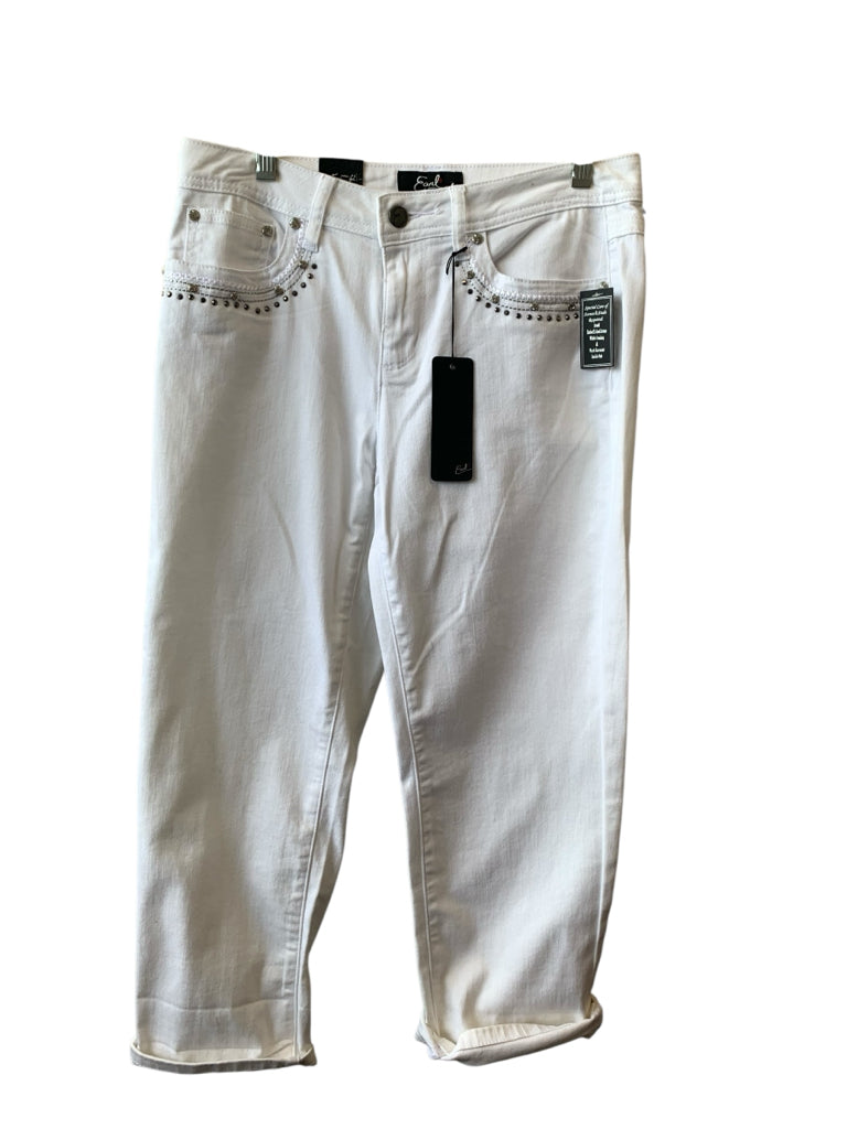 EARL JEAN Size 8 CAPRI W