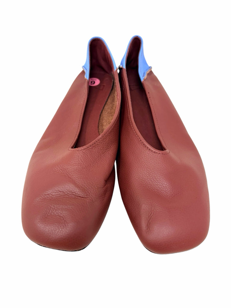 CAMPER Size 9 FLAT W