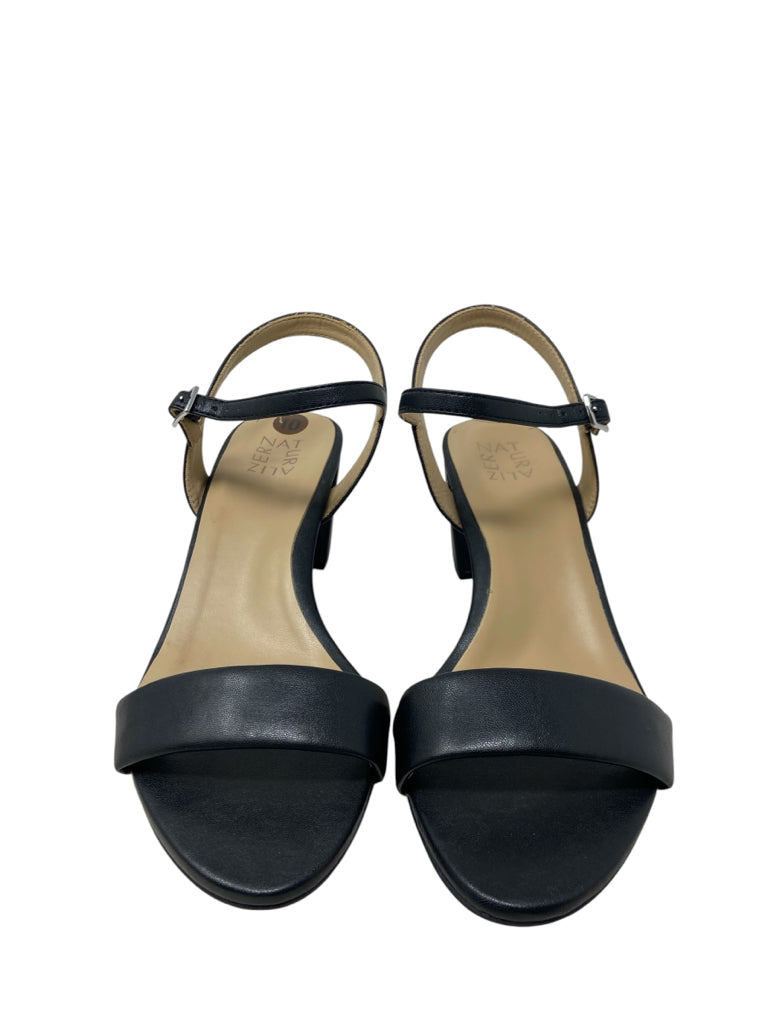 NATURALIZER Size 10 HEEL W