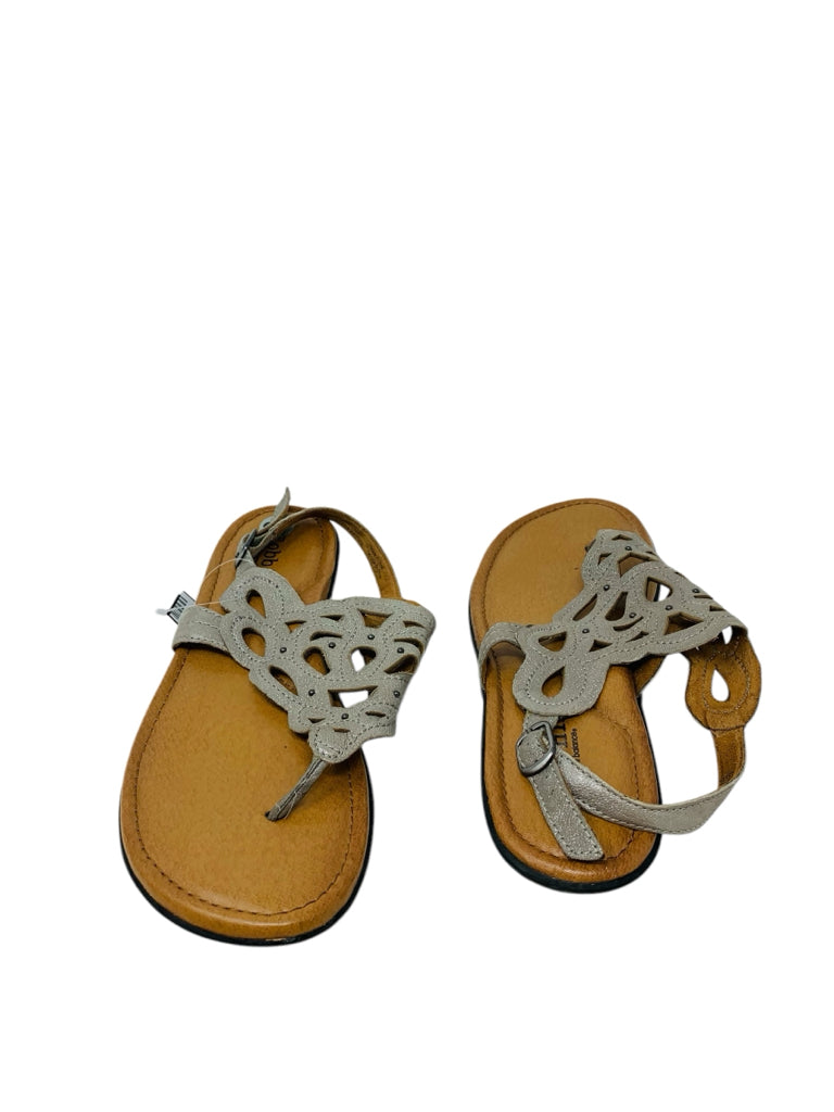 COBB HILL  9.5 SANDALS W