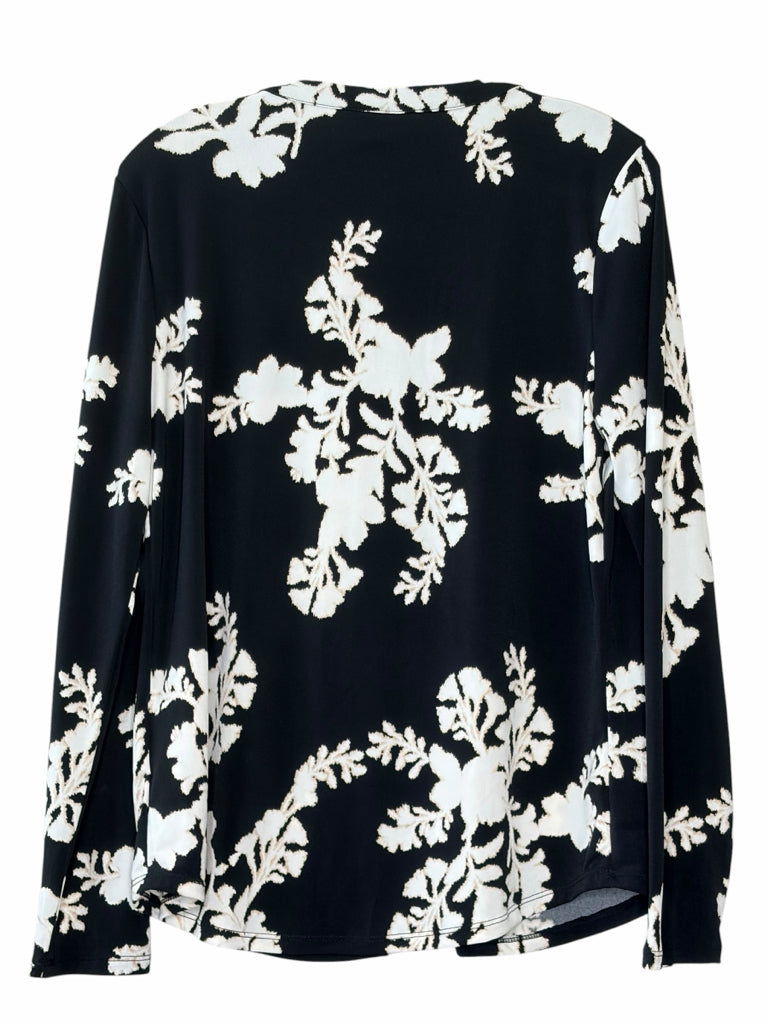 JM COLLECTION Size medium TOP  W