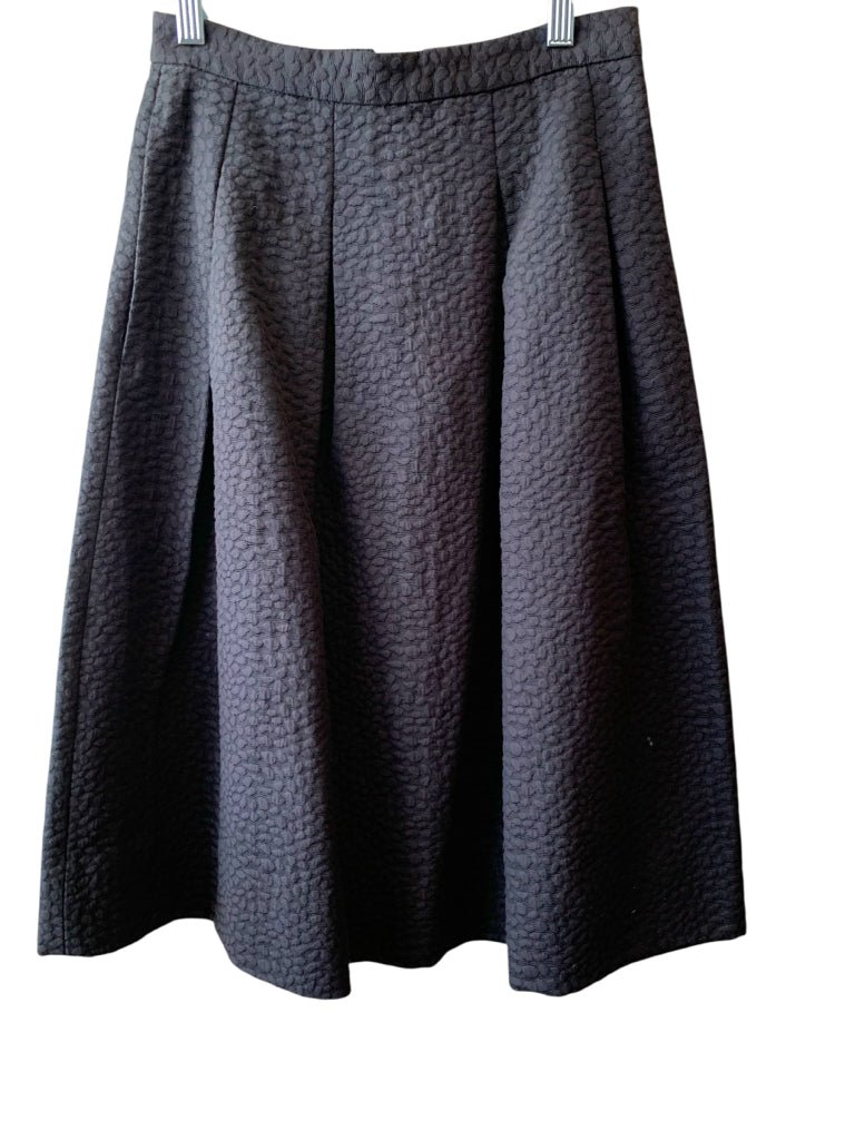 H&M  4 SKIRT W