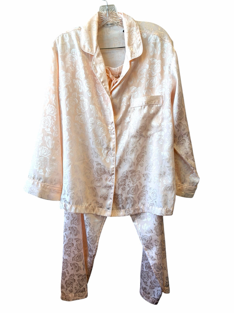 VICTORIA'S SECRET Size small NITE SET W