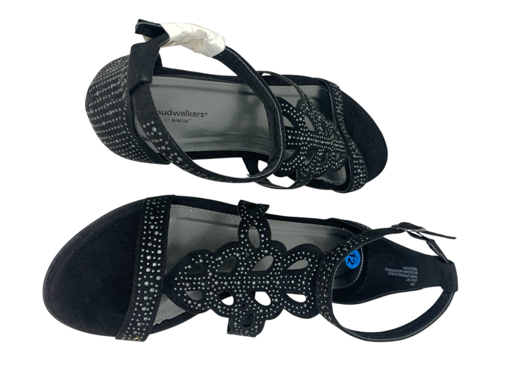 CLOUD WALKERS  12 SANDALS W