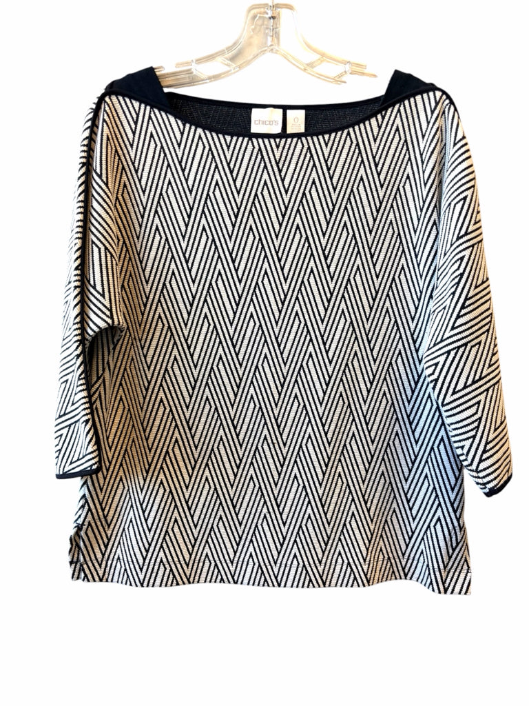 CHIC Size small TOP  W