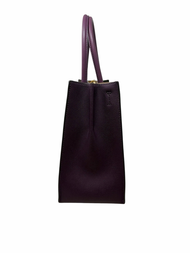 MICHAEL KORS Size medium HAND BAG
