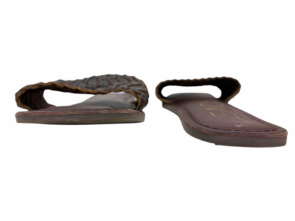 BEACH Size 8 SLIDE W