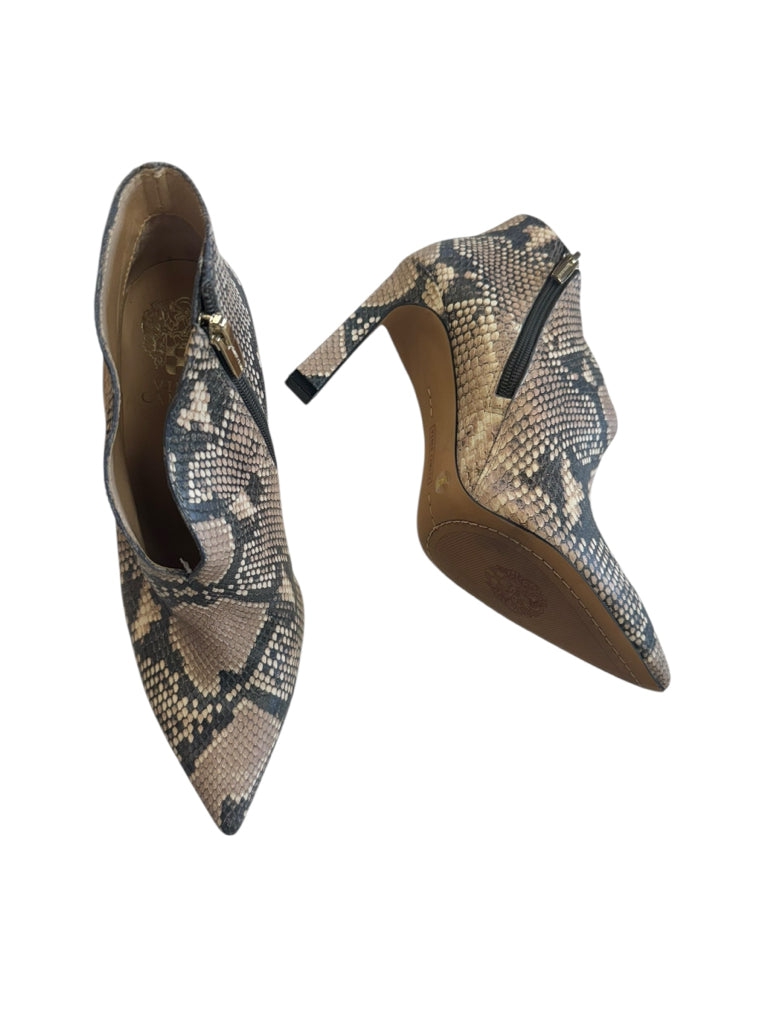 VINCE CAMUTO  7.5 HEEL W