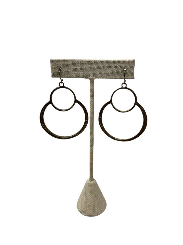 CABI Size PIERCED EARRINGS