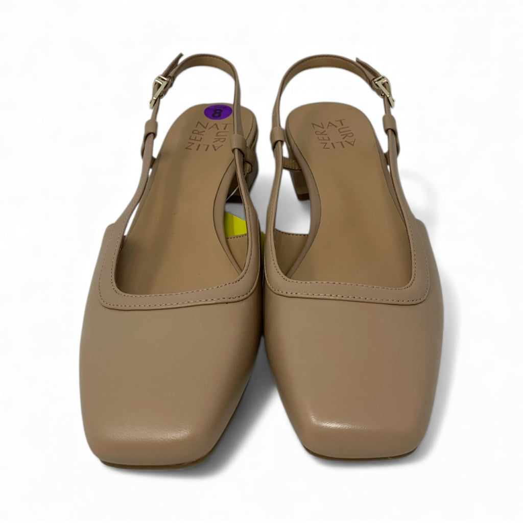 NATURALIZER  8 HEEL W