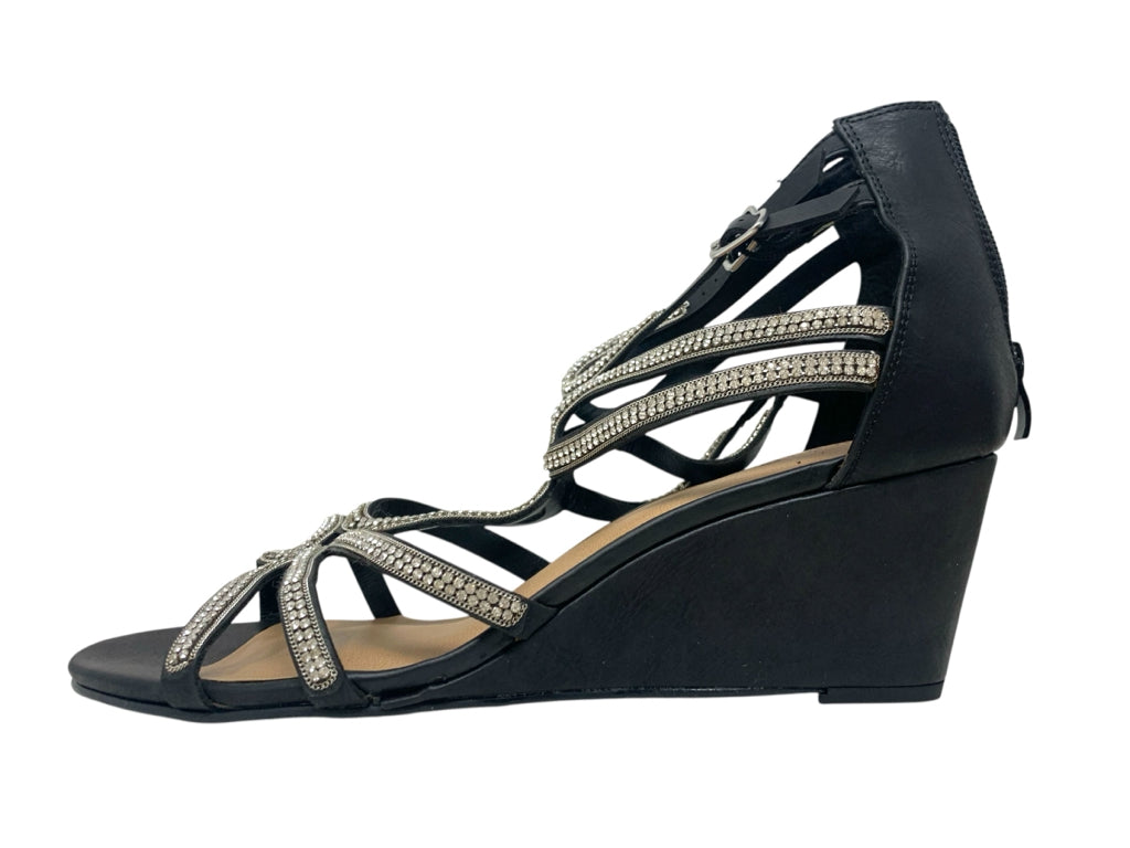 TORRID  12 WEDGE W