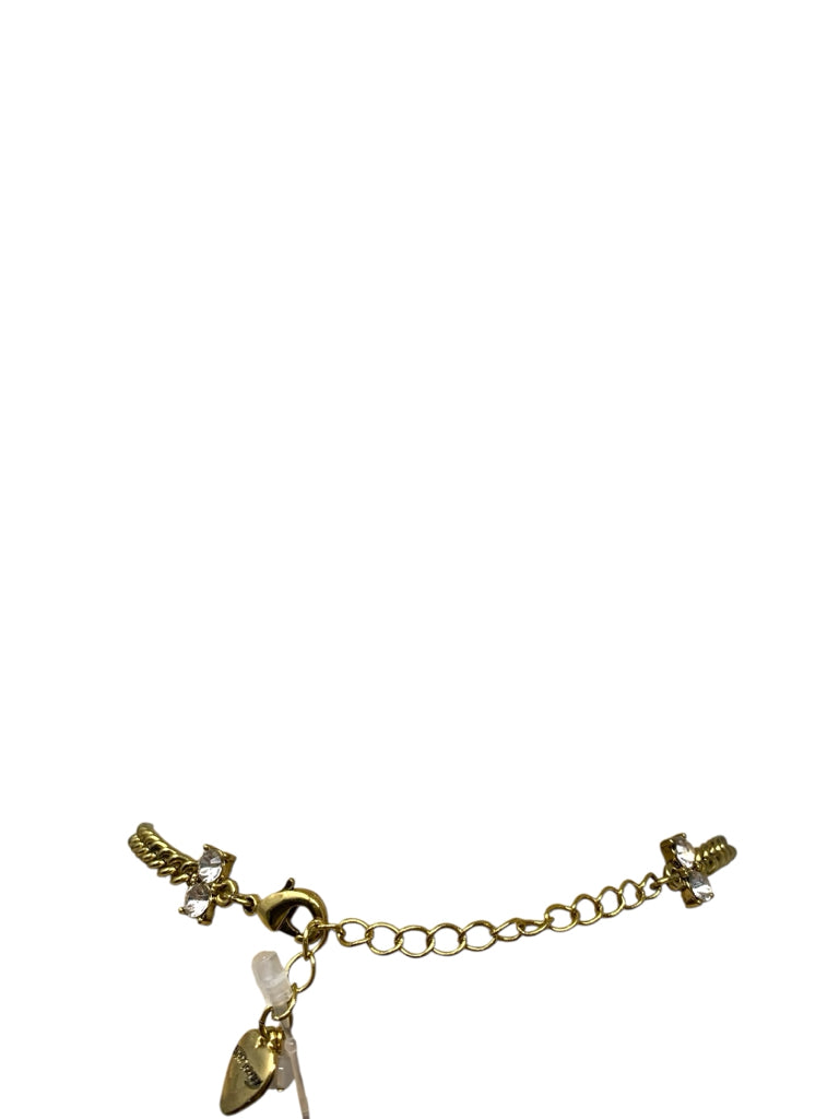 BETSEY JOHNSON NECKLACE W