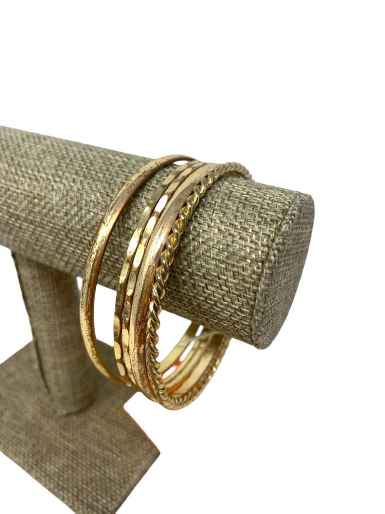 PREMIER DESIGNS BRACELET