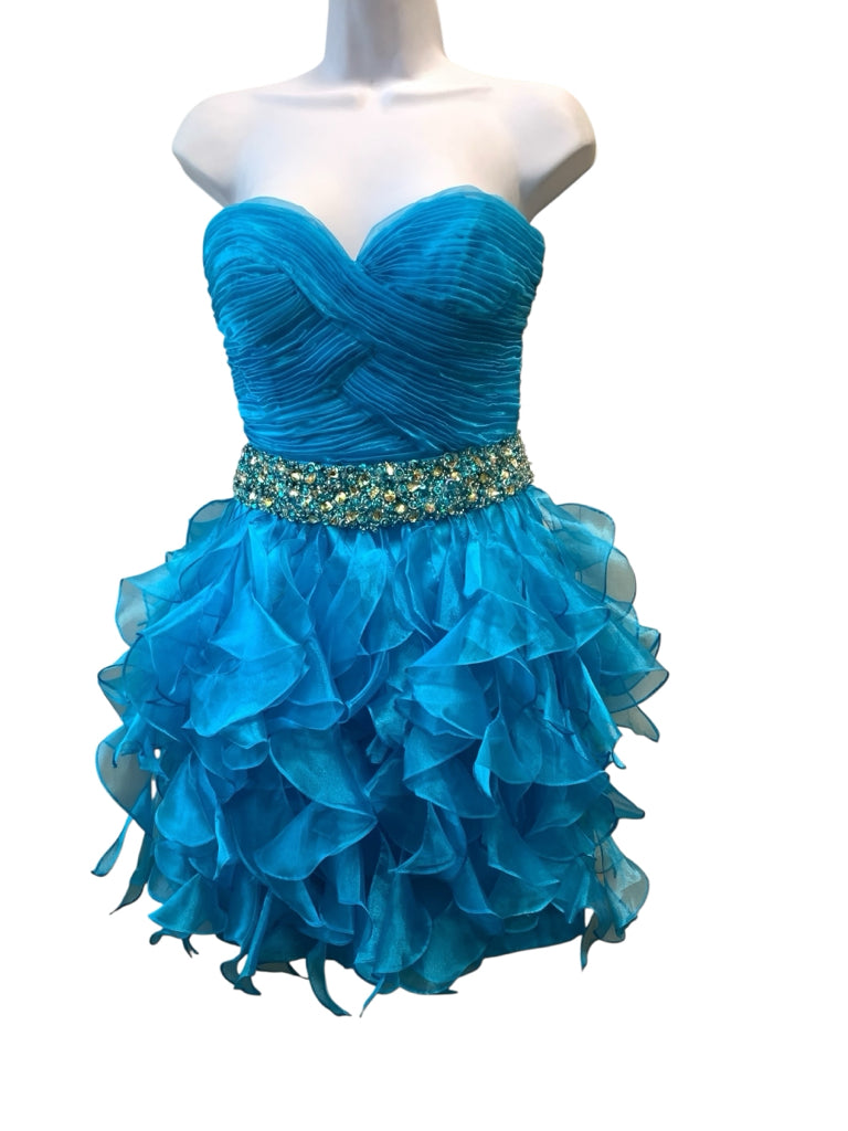 SHERRI HILL  2 FORMAL W