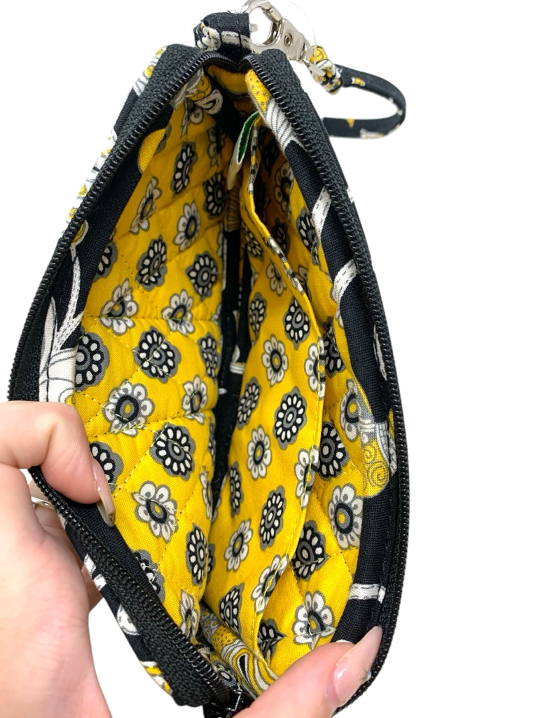 VERA BRADLEY  medium WRISTLET