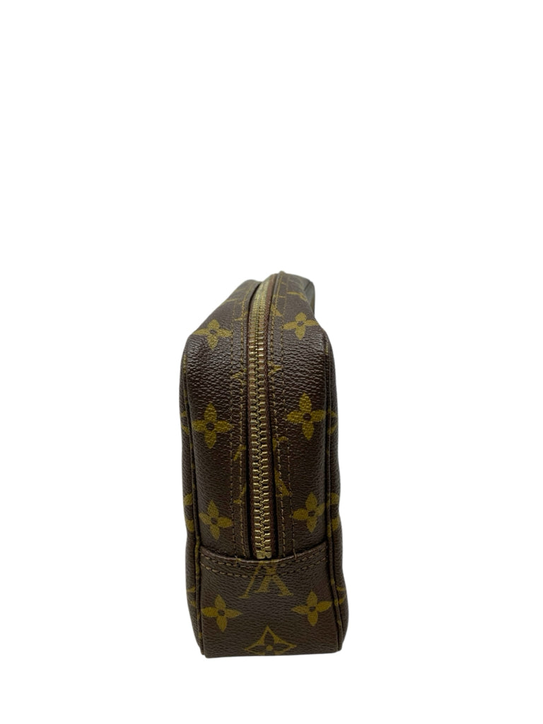 LOUIS VUITTON  s/M MAKEUP BAG