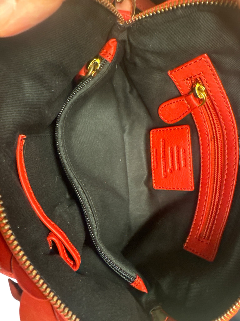CLEVER CARRIAGE Size medium PURSE W