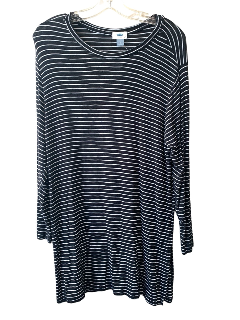 OLD NAVY  large TOP  W
