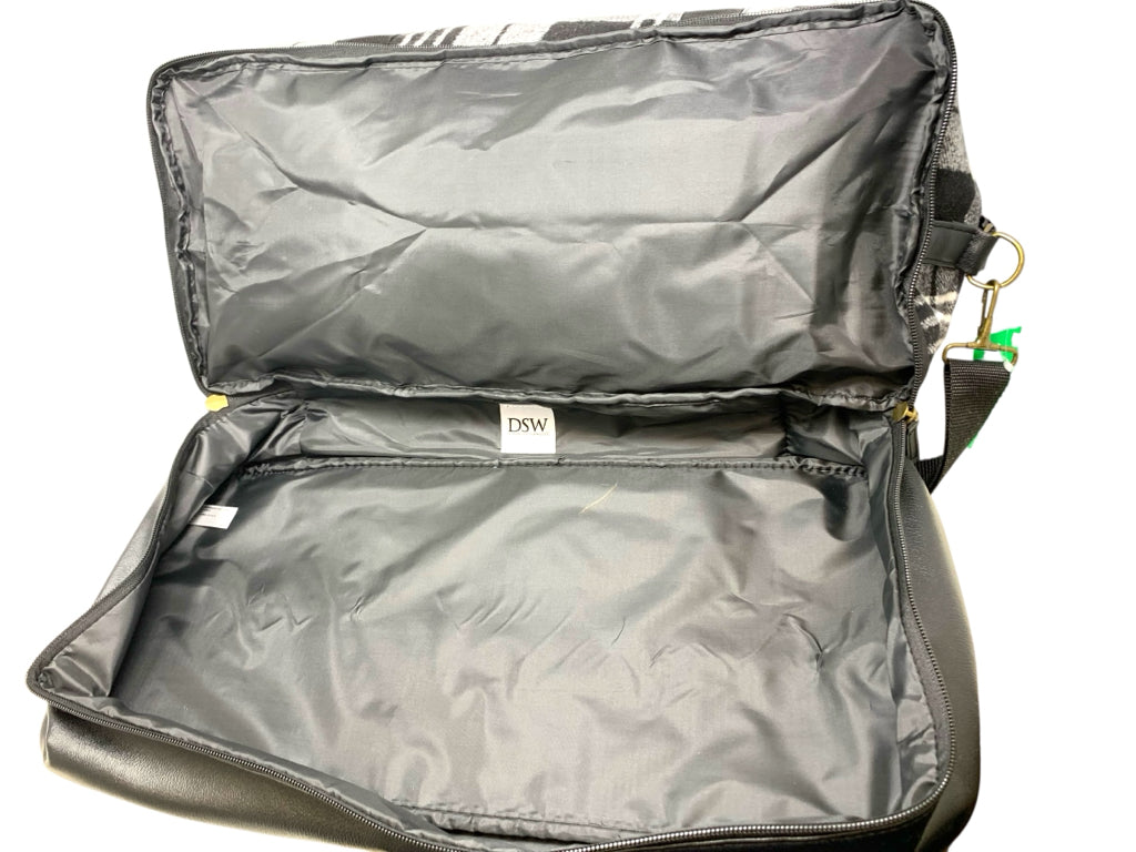 large TOTE W