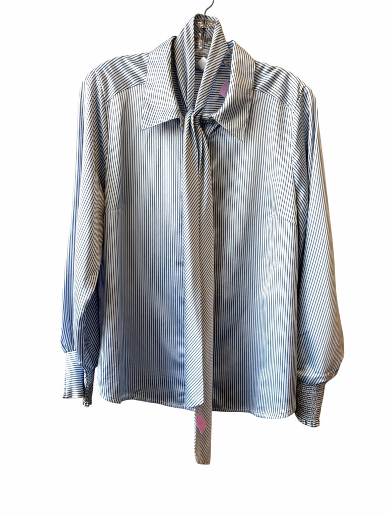 CABI Size medium BLOUSE W