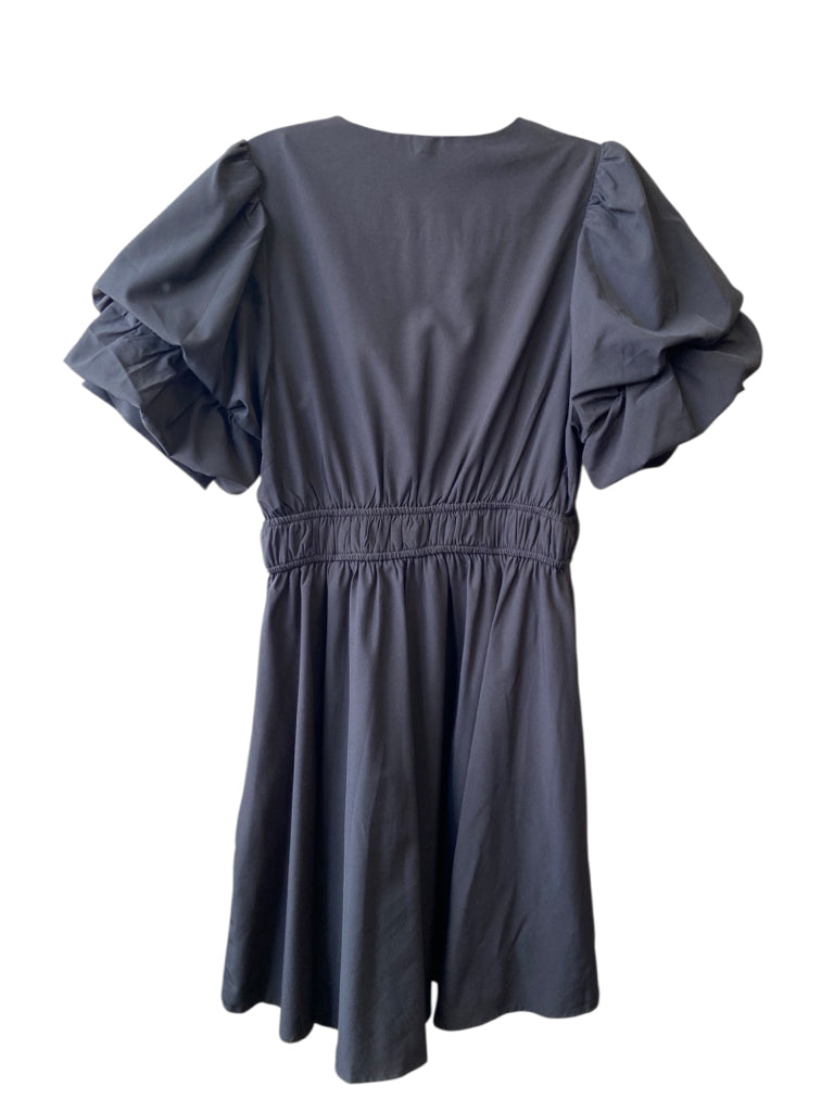 ENTRO Size small DRESS W