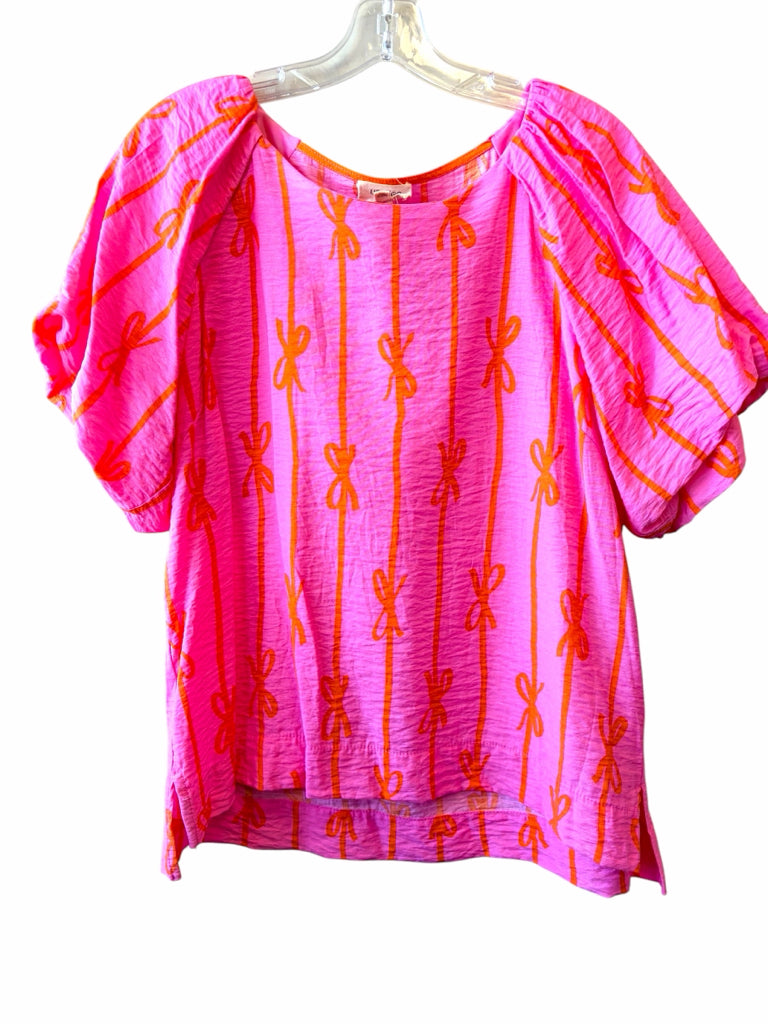 UMGEE Size small TOP  W
