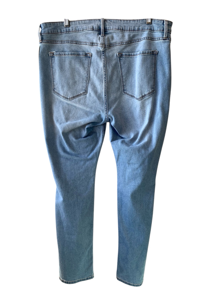 OLD NAVY  16 JEANS W