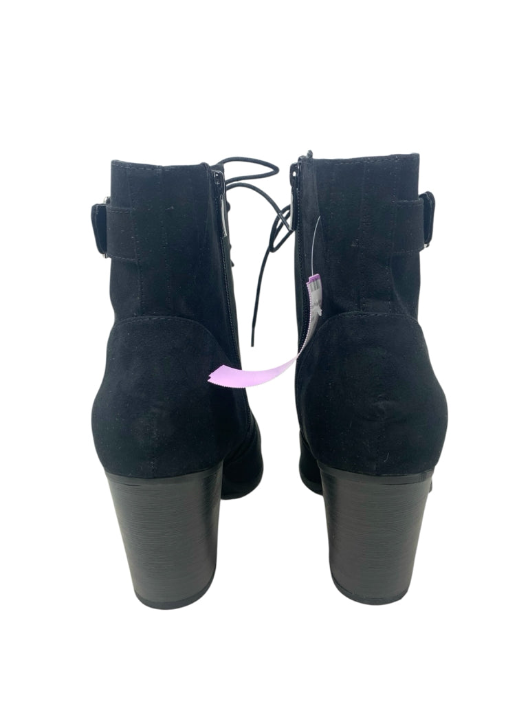 TORRID  12W BOOTIE W