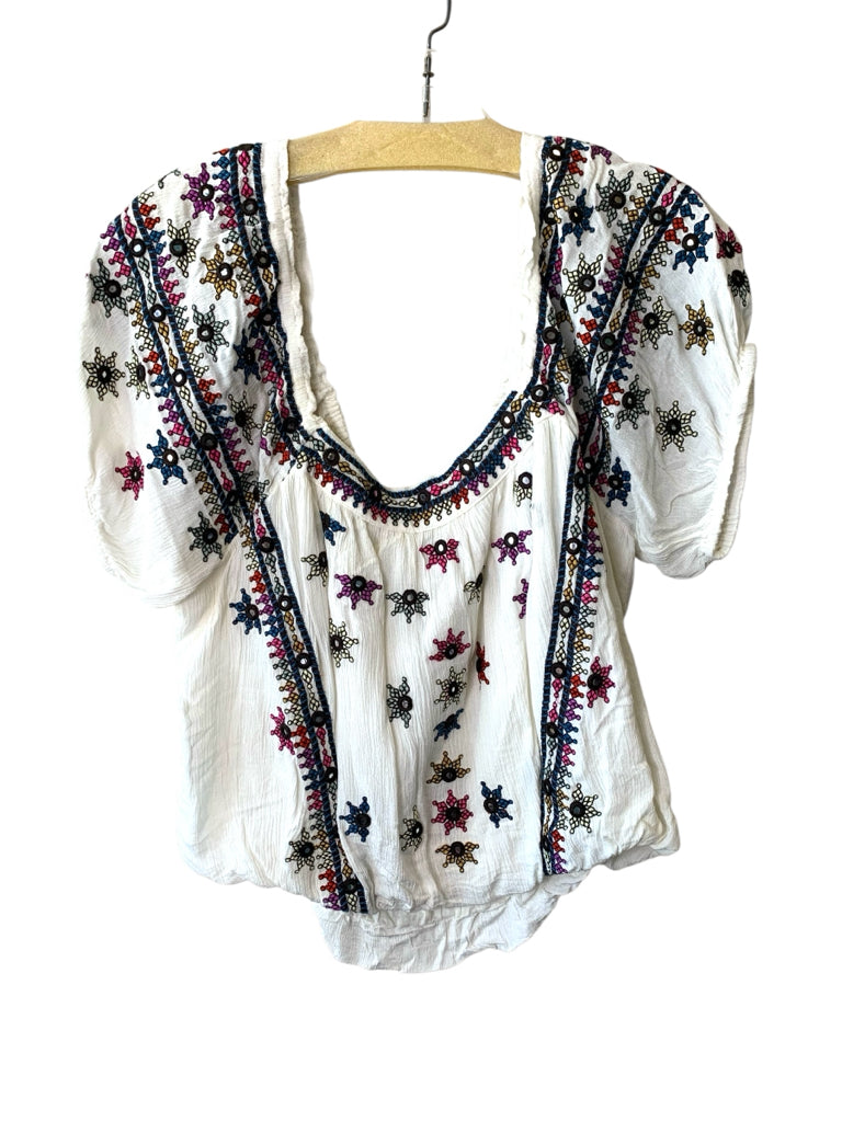 FREE PEOPLE  large TOP  W
