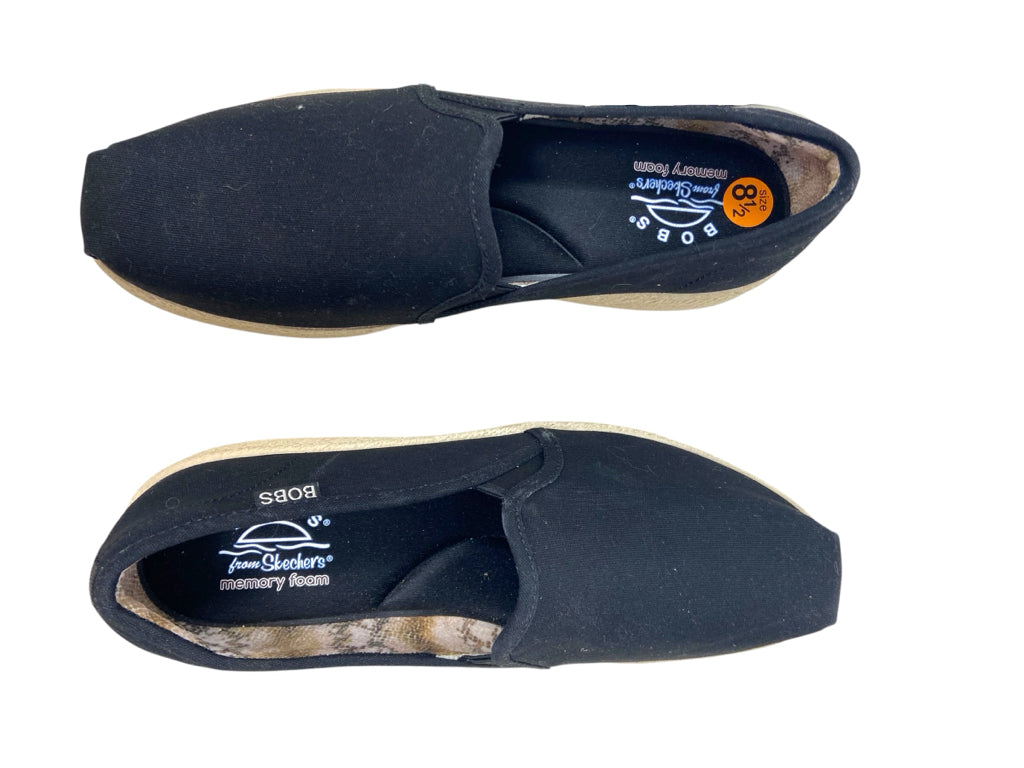 BOBS Size 8.5 SNEAKERS W