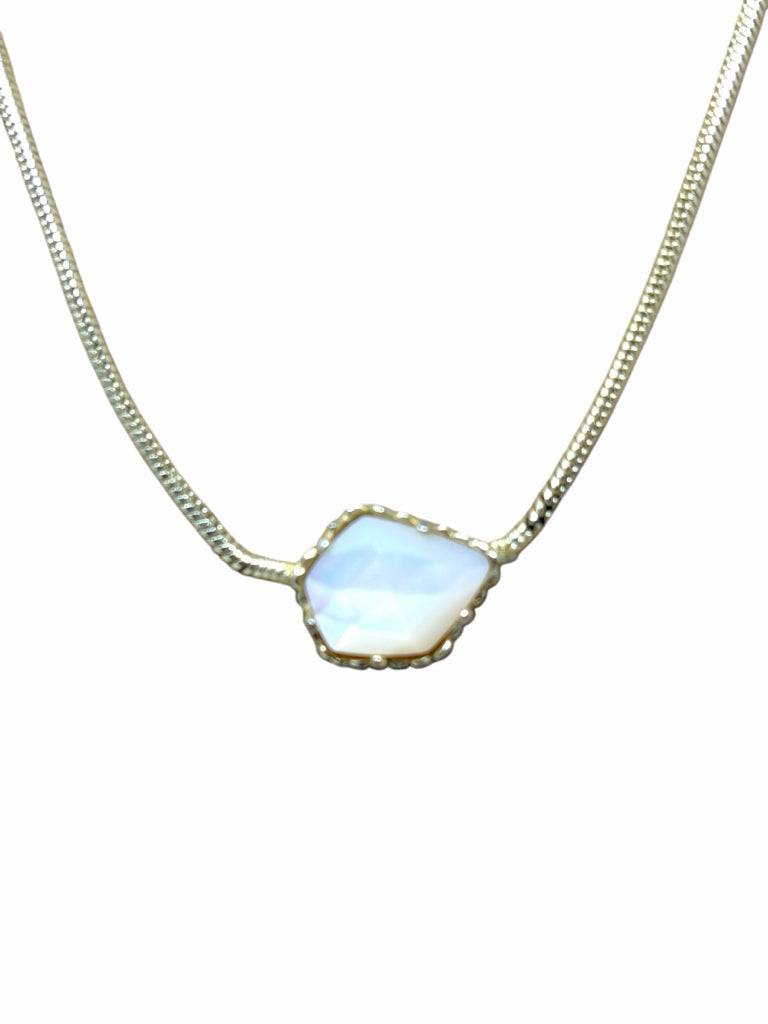 KENDRA SCOTT Size OSFM NECKLACE W