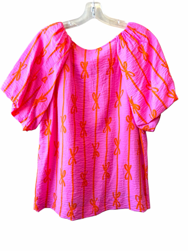 UMGEE Size small TOP  W