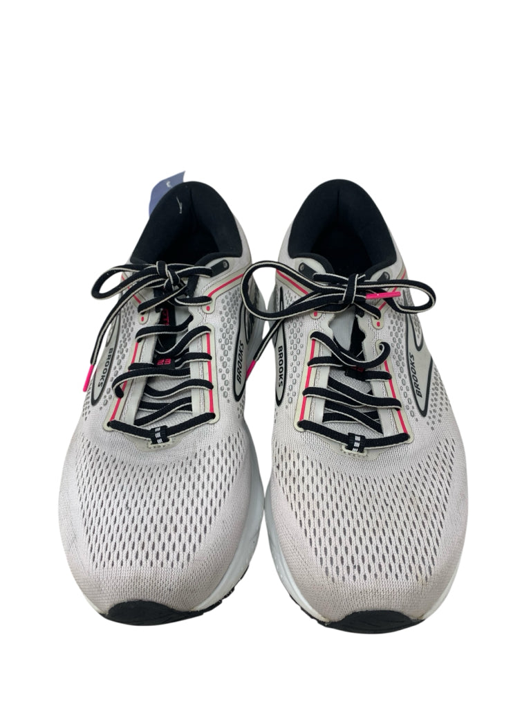 BROOKS  10.5 SNEAKERS W