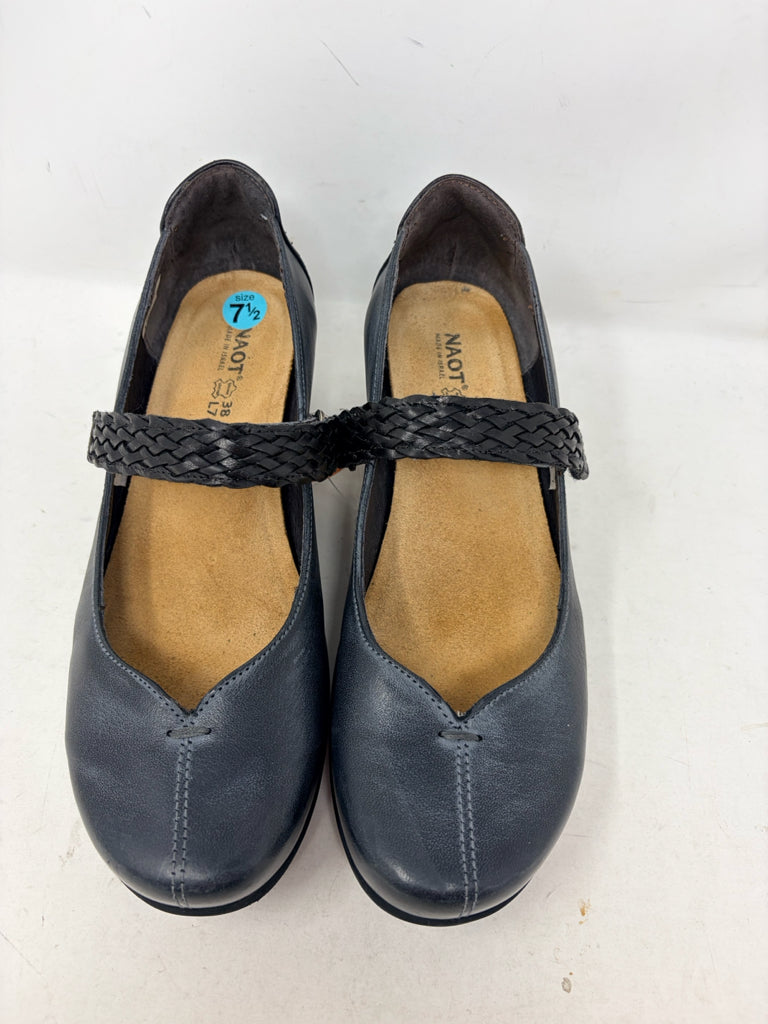 NAOT Size 7.5 HEEL W