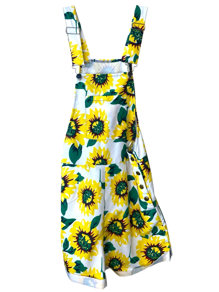Size medium ROMPER W